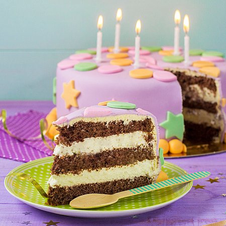 Tort urodzinowy w gwiazdki